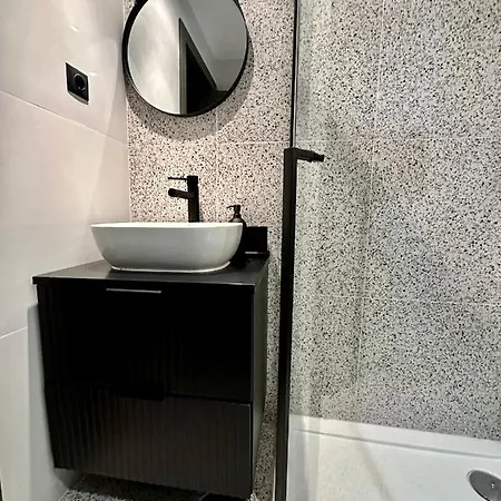 Elegance By Magic Бухарест