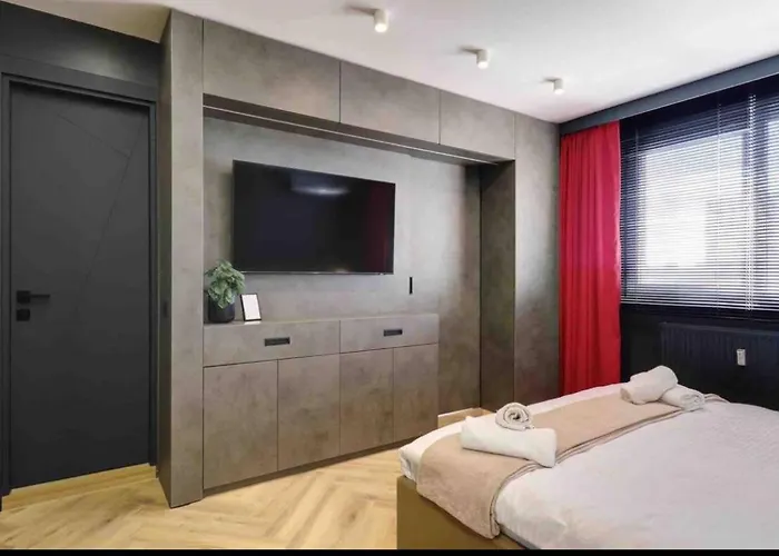 Elegance By Magic B&B 4*