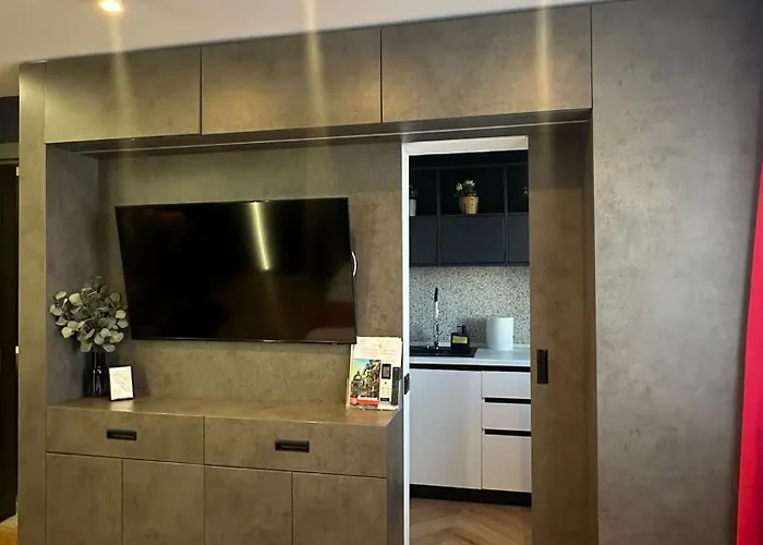 Elegance By Magic Bed & Breakfast