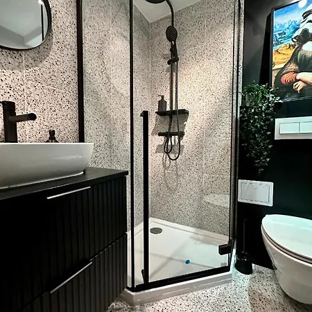 Elegance By Magic Bed and Breakfast