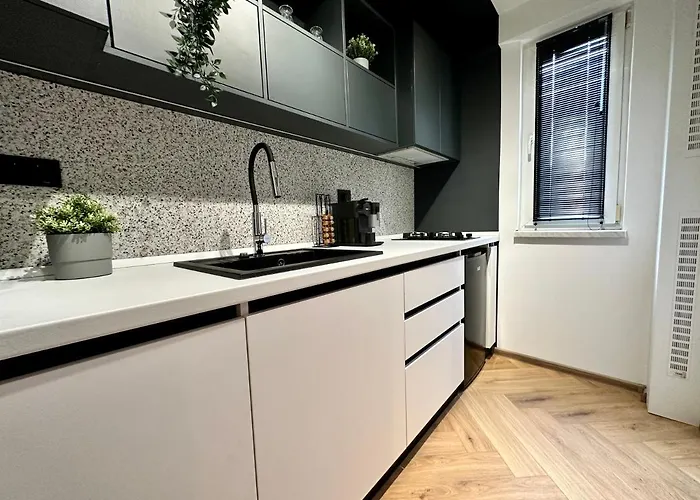 Elegance By Magic B&B 부쿠레슈티